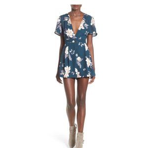ASTR The Label Deep V-Cut Floral Print Romper (NWOT) - Size M